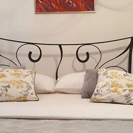 Daire Old Town & Free Parking - Sweet Dado With Balcony Split